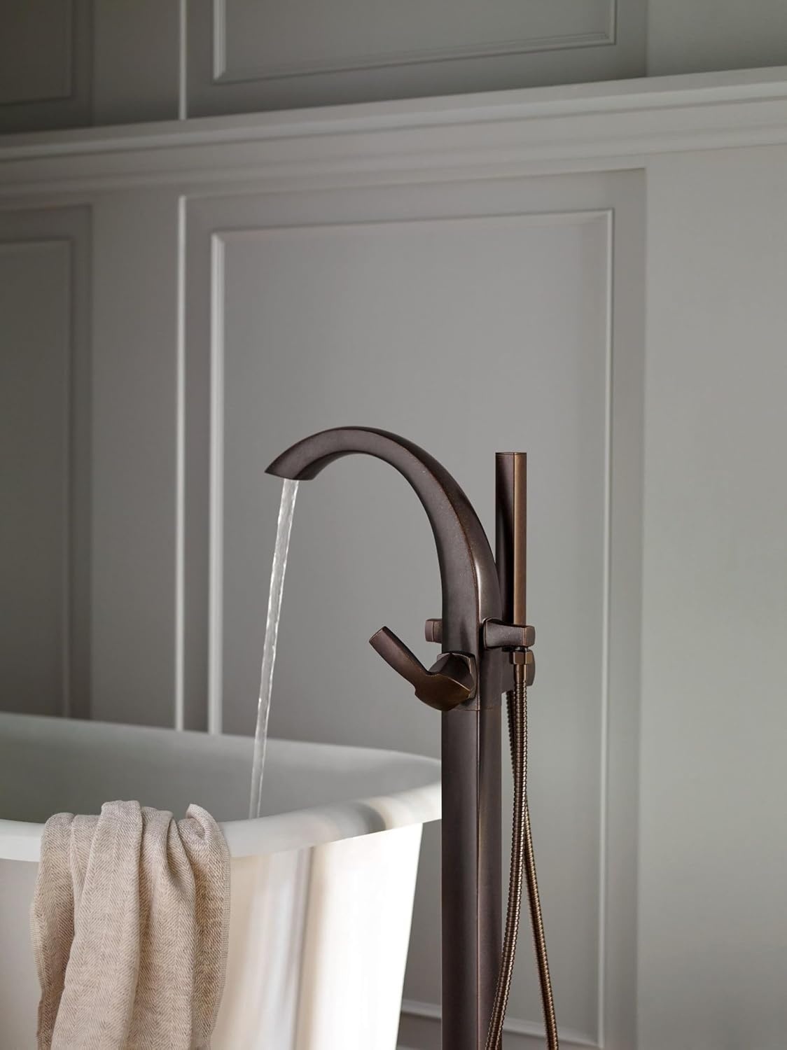 image:imageMoen 695 Voss OneHandle Freestanding Floor Mount Tub Filler with Handshower ChromeOil Rubbed Bronze