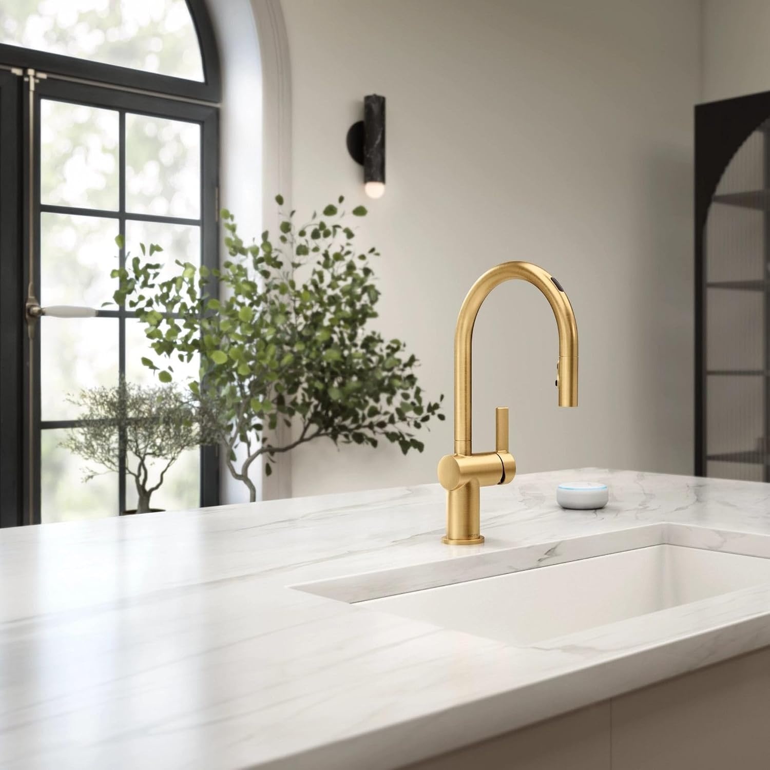 image:imageMoen 7622BL CIA Pulldown Kitchen Faucet with Power Boost Includes Optional Chrome and Brushed Gold Accents Matte Black withBrushed Gold
