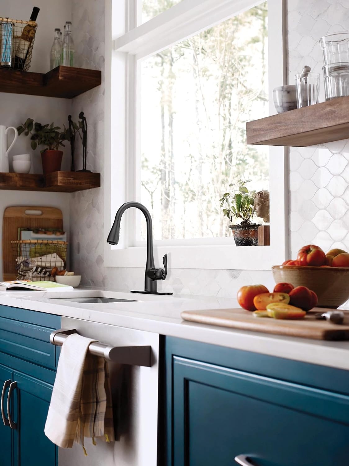 image:imageMoen Arbor Oil Rubbed Bronze Motionsense Wave Touchless OneHandle Pulldown Kitchen Faucet Featuring Power Clean 7594EWORBMatte Black