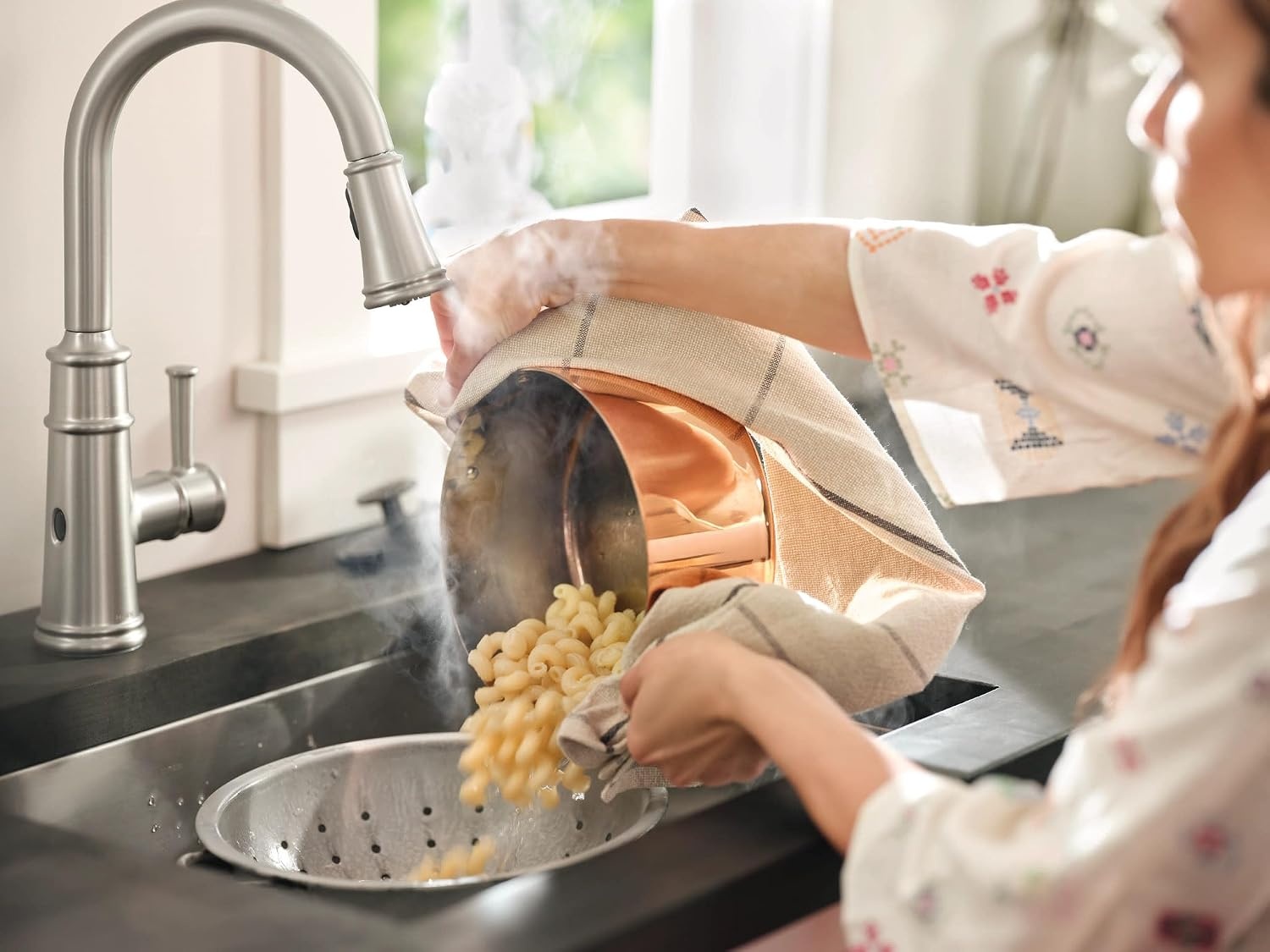 image:imageMoen Belfield Oil Rubbed Bronze Motionsense Wave Sensor Touchless One Handle Pulldown Kitchen Faucet Featuring Power Clean 7260EWORBSpot Resist Stainless