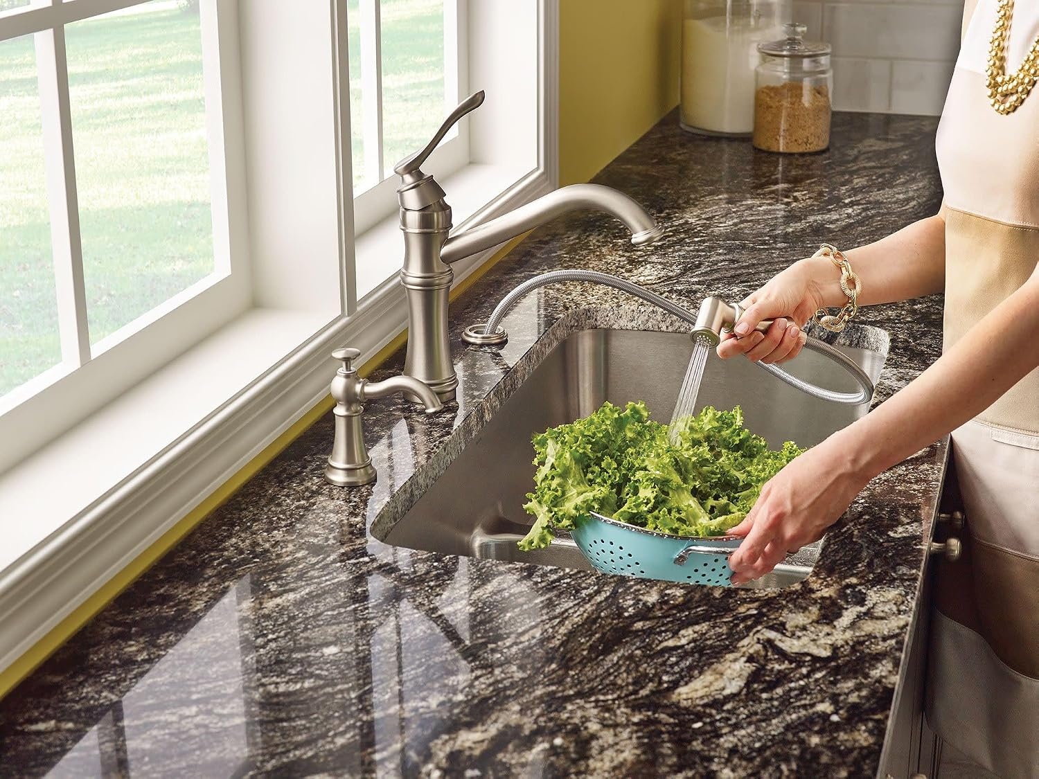image:imageMoen Belfield Oil Rubbed Bronze Traditional One Handle High Arc Kitchen Faucet with Side Spray and Optional Deckplate Included 7245ORBStainless Steel