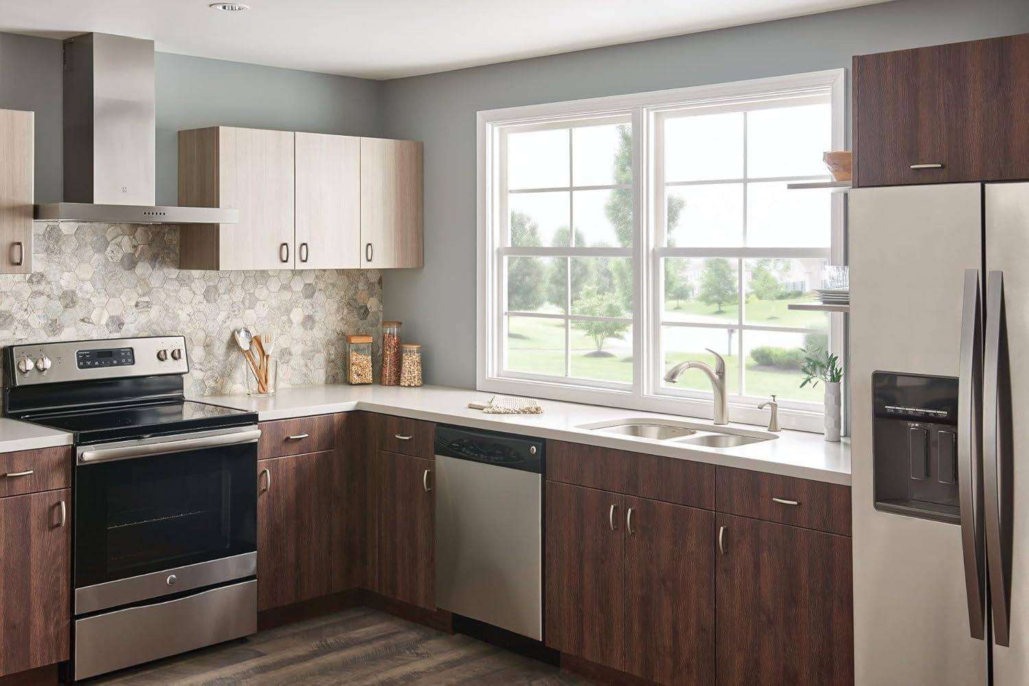 image:imageMoen Camerist Spot Resist Stainless OneHandle Kitchen Faucet with Pullout Spray Head Featuring Power Clean and Reflex Docking System 7545SRS