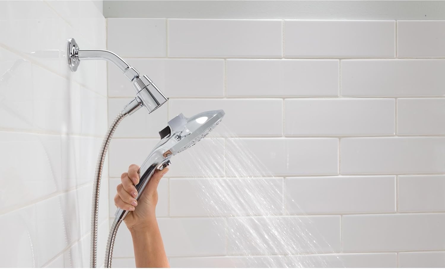 image:imageMoen Engage Magnetix Handheld Showerhead 6 Functions 3662EPBGBrushed Gold