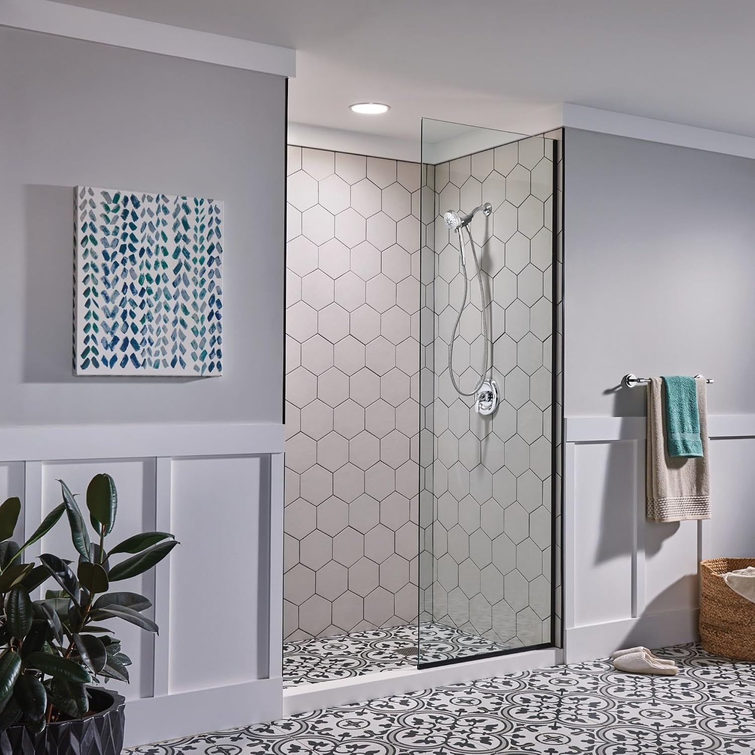 image:imageMoen Engage Magnetix Spot Resist Brushed Nickel 35Inch SixFunction Detachable Handheld Showerhead with Magnetic Docking System 26100SRNChrome
