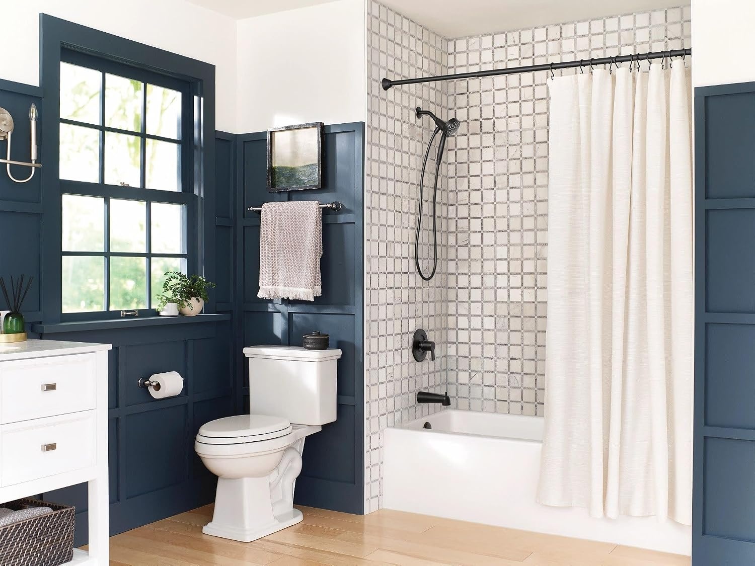 image:imageMoen Engage Magnetix Spot Resist Brushed Nickel 35Inch SixFunction Detachable Handheld Showerhead with Magnetic Docking System 26100SRNMatte Black