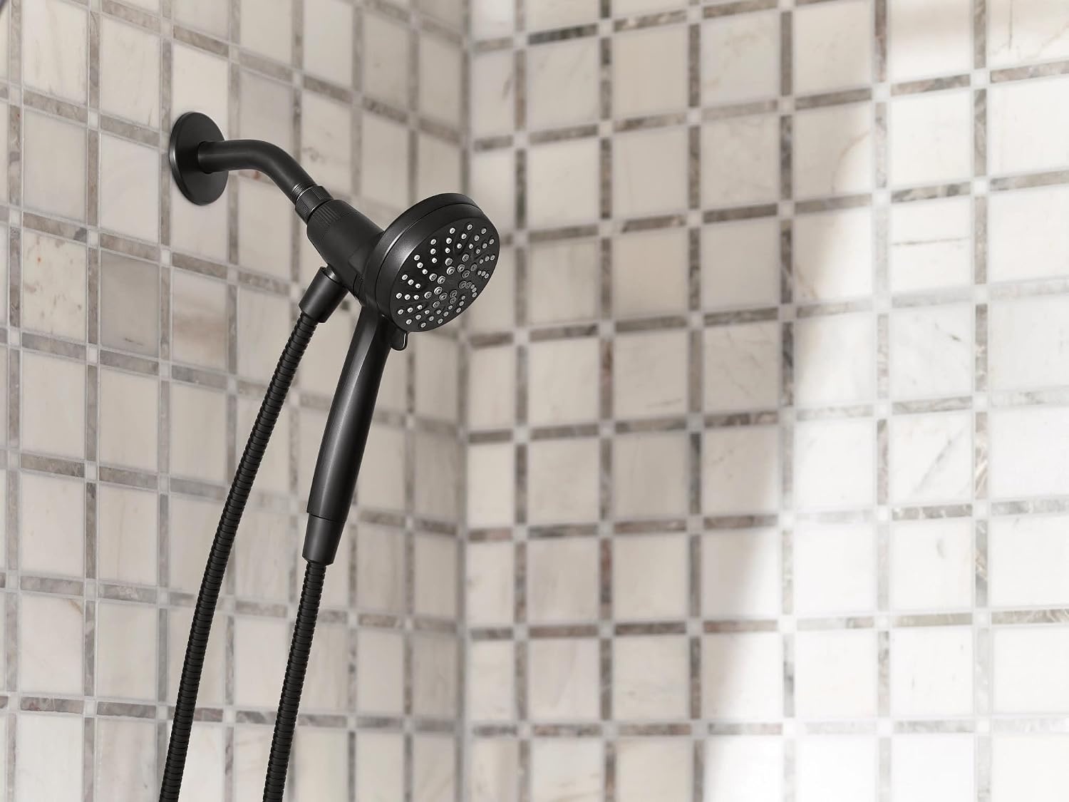 image:imageMoen Engage Magnetix Spot Resist Brushed Nickel 35Inch SixFunction Detachable Handheld Showerhead with Magnetic Docking System 26100SRNMatte Black