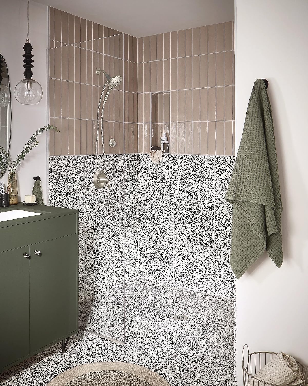image:imageMoen Engage Magnetix Spot Resist Brushed Nickel 35Inch SixFunction Detachable Handheld Showerhead with Magnetic Docking System 26100SRNSpot Resist Brushed Nickel