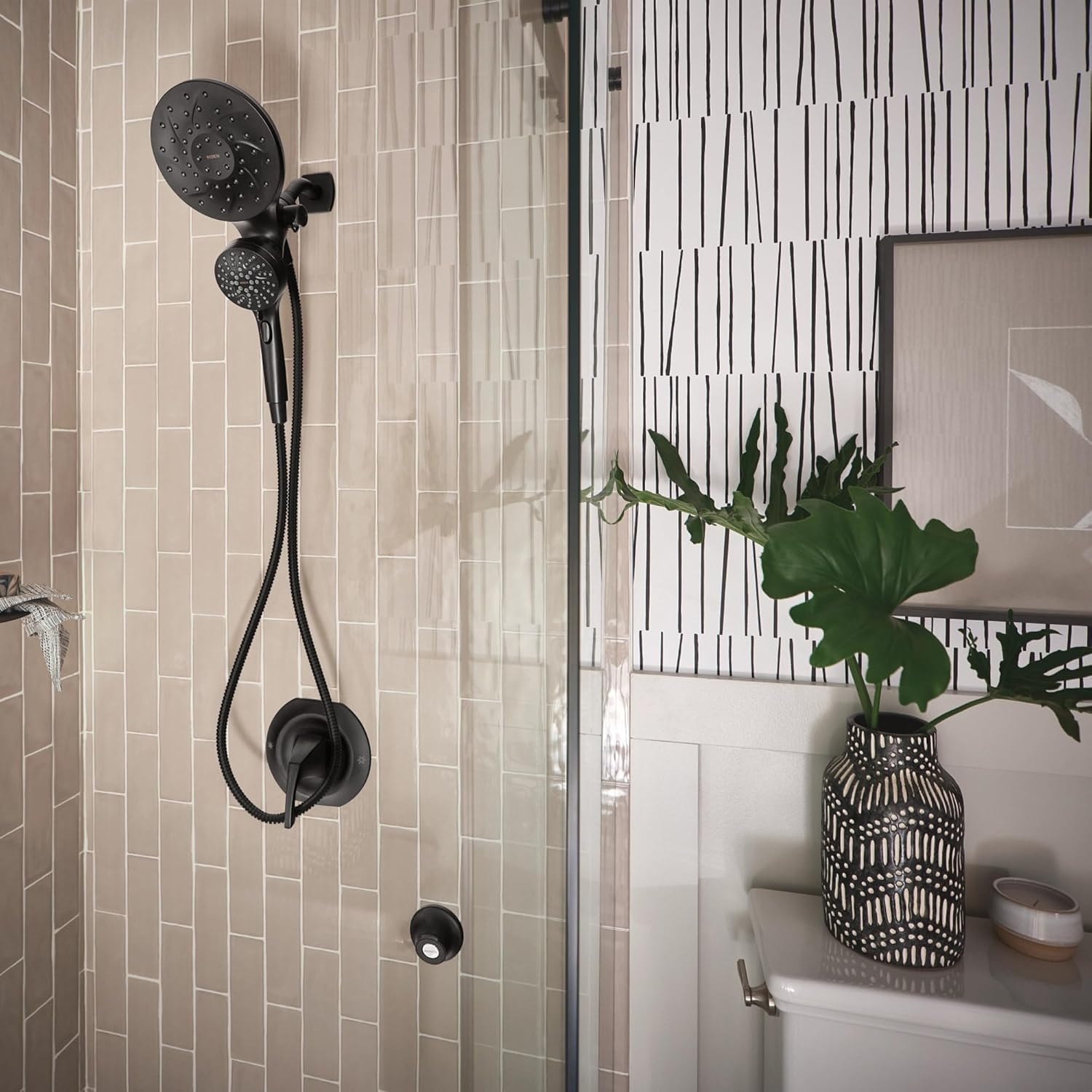 image:imageMoen Engage Matte Black 25 GPM Handheld Showerhead and Rain Shower 2in1 Combo Featuring Magnetic Docking System and Metal Hose 26009BLMatte Black