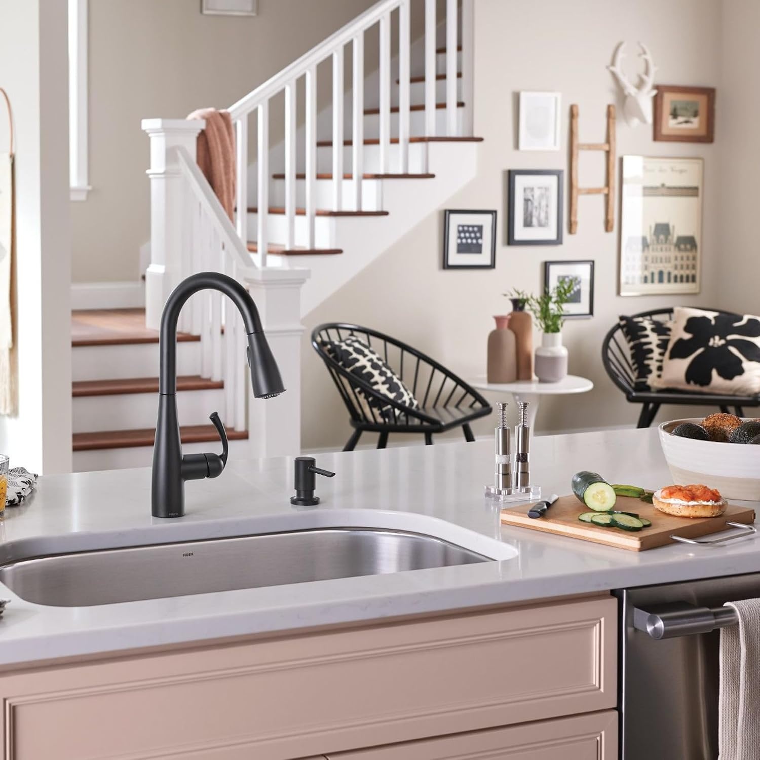 image:imageMoen Essie PreRinse Pulldown Kitchen Faucet wSoap 87814SRSMatte Black