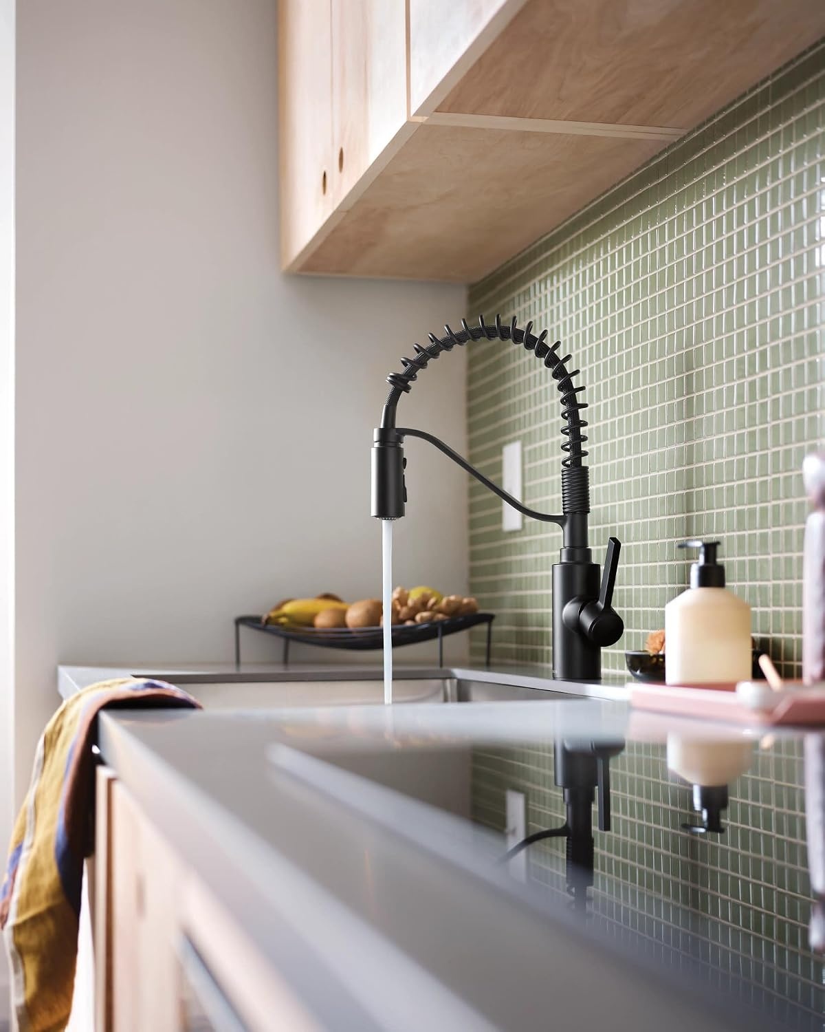 image:imageMoen Genta LX Spring Faucet with Power Boost Modern Kitchen Faucet with OneHandle PreRinse Easy Installation Chrome 5926Matte Black