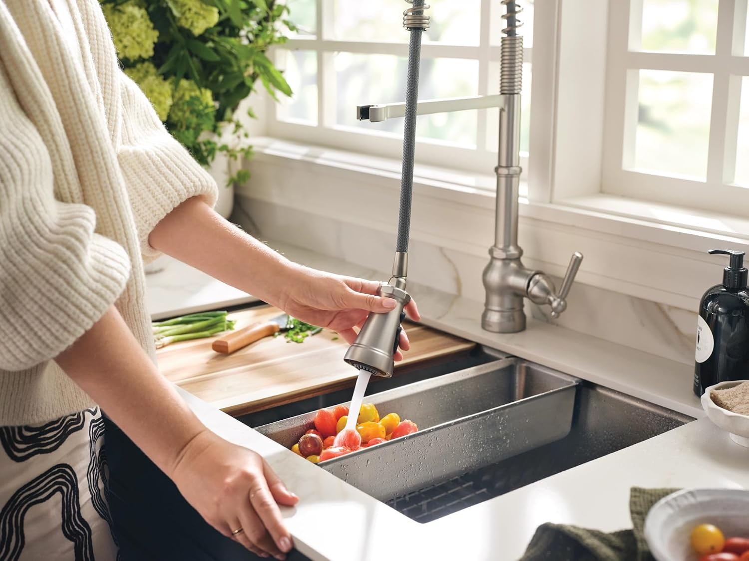 image:imageMoen Luxe Chef Stainless Steel Undermount Single Bowl Sink 33x19 GS161400R
