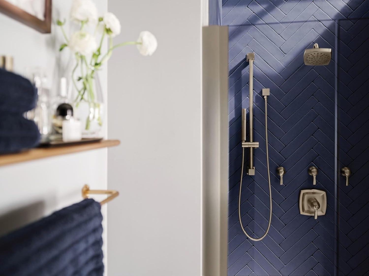 image:imageMoen S3600 Brass ExactTemp Volume Control Shower Roughin Valve 34Inch IPS Connection075