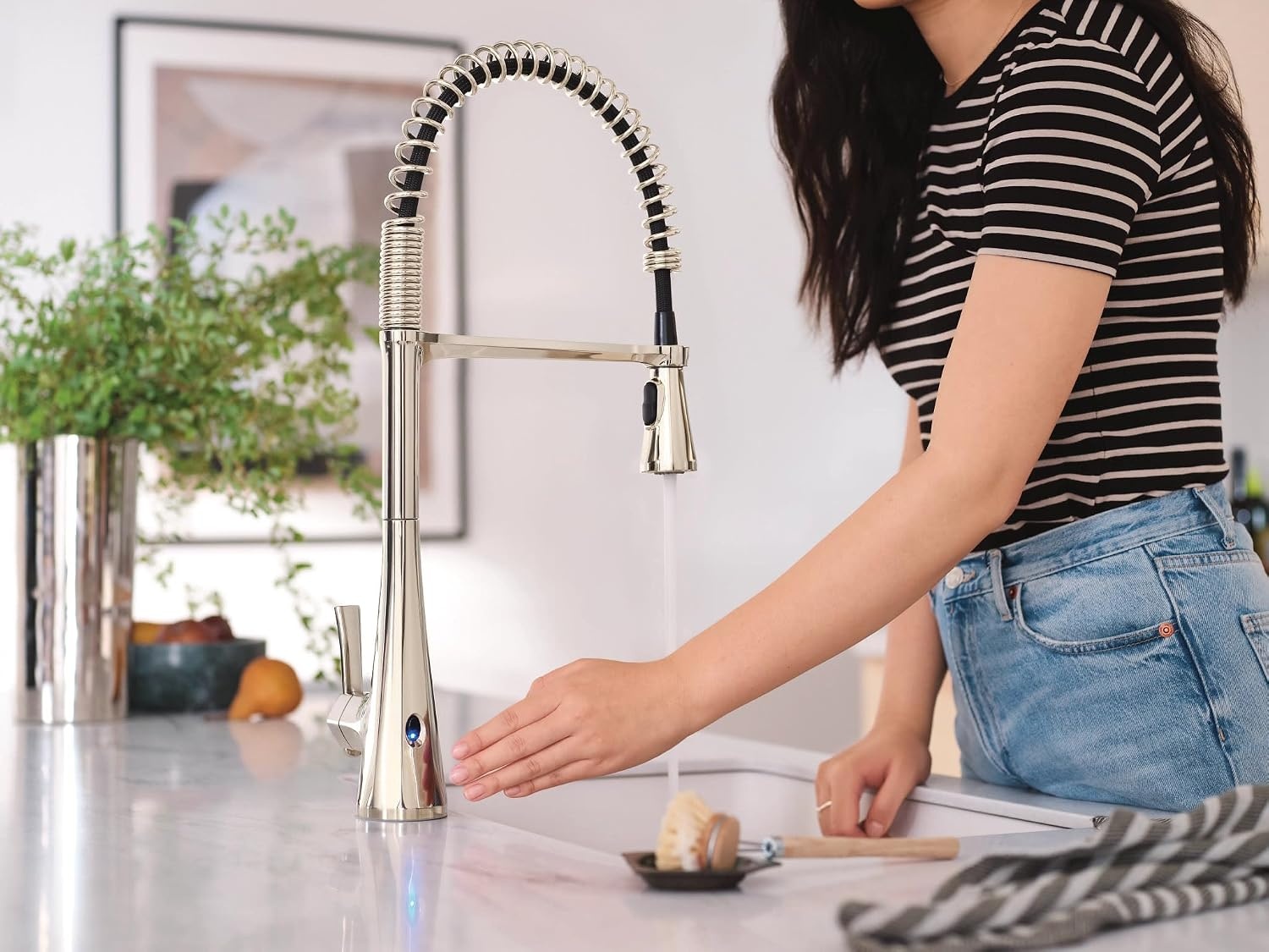 image:imageMoen Sinema Polished Nickel SingleHandle Touchless High Arc Pulldown Kitchen Faucet Spring Kitchen Sink Faucet with Pulldown Sprayer Head and Wave Motion Sensor S5235EWNL