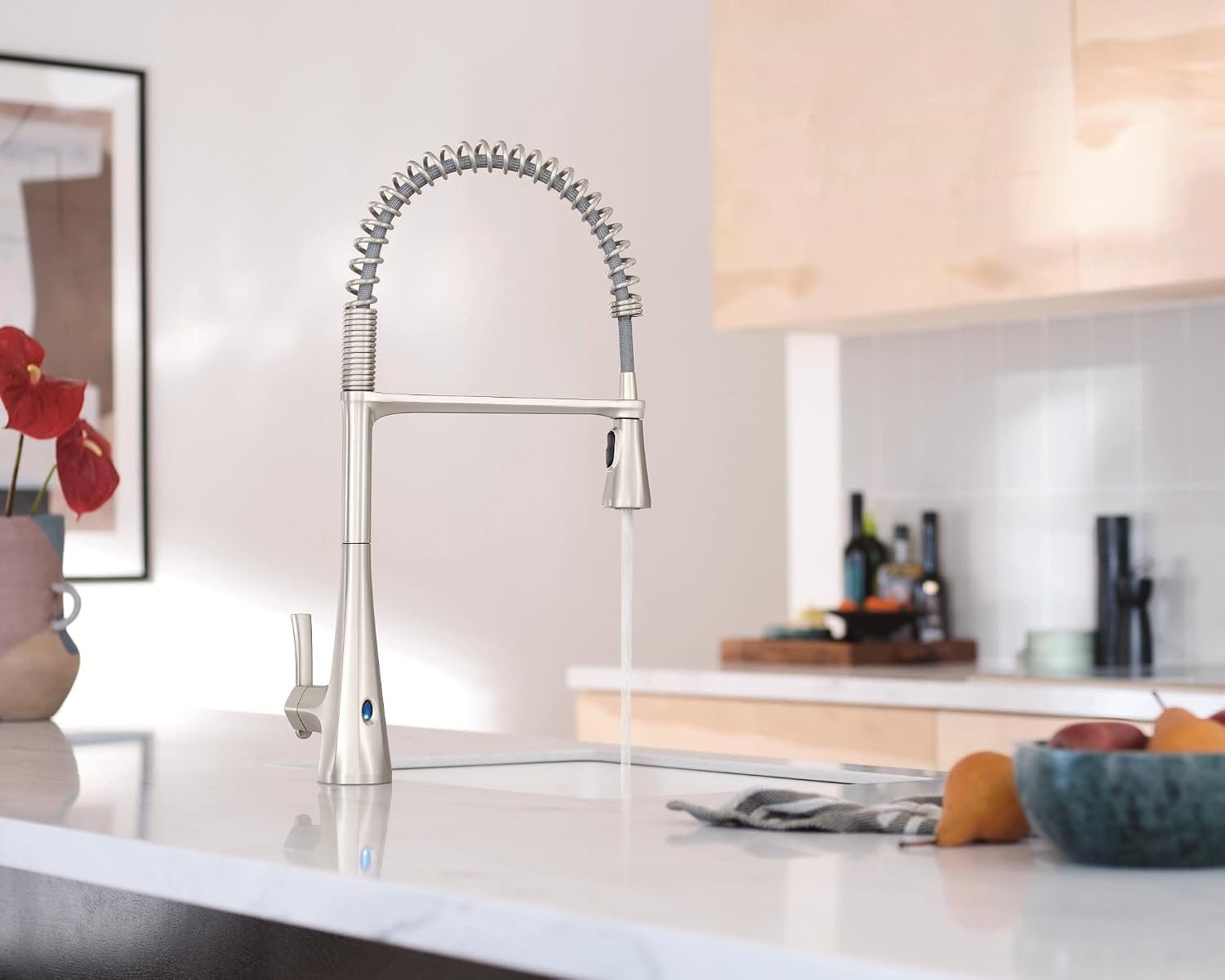 image:imageMoen Sinema Spot Resist Stainless SingleHandle Touchless High Arc Pulldown Kitchen Faucet Spring Kitchen Sink Faucet with Pulldown Sprayer Head and Wave Motion Sensor S5235EWSRS