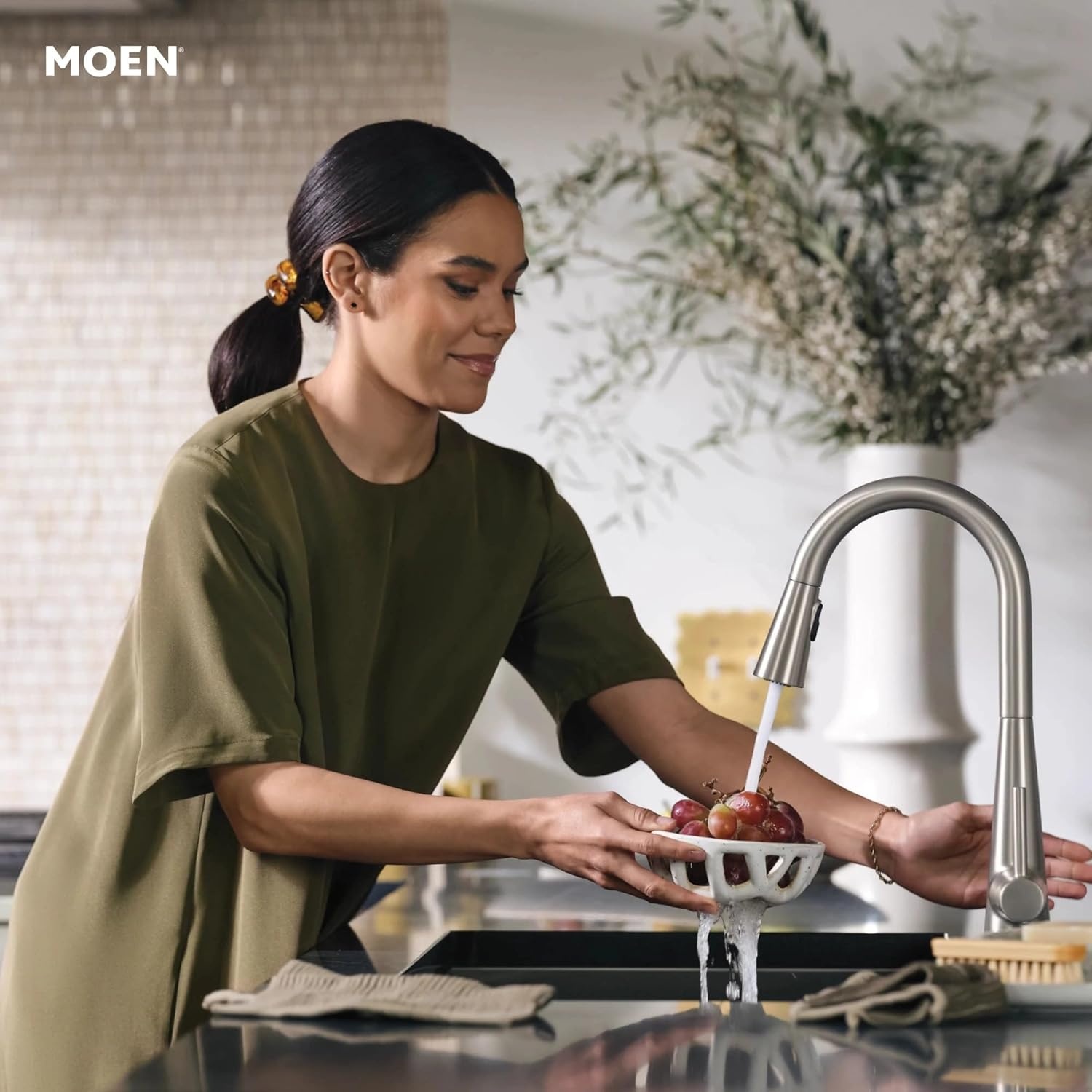 image:imageMoen Sleek Oil Rubbed Bronze OneHandle High Arc Kitchen Faucet with Pulldown Sprayer Featuring Power Boost for a Faster Clean 7864ORBSpot Resist Stainless