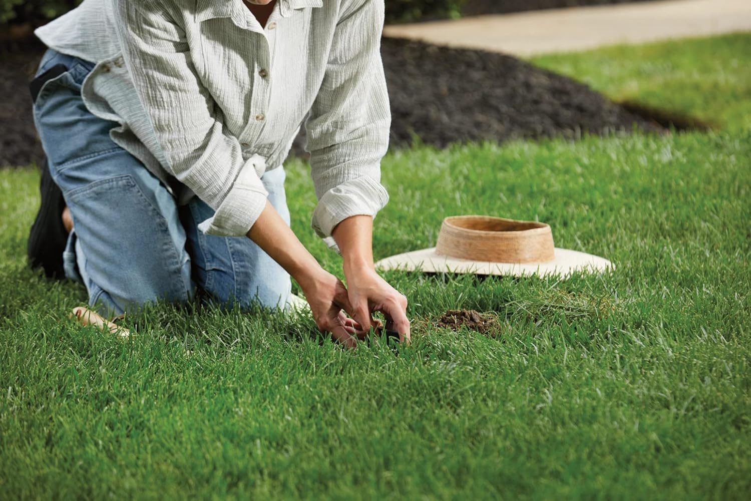 image:imageMoen Smart Wireless Soil Sensor Automatic Moisture Meter Measurement for Lawn Plant Water Meter for Exterior Enclosures WISNS002G1USABlack