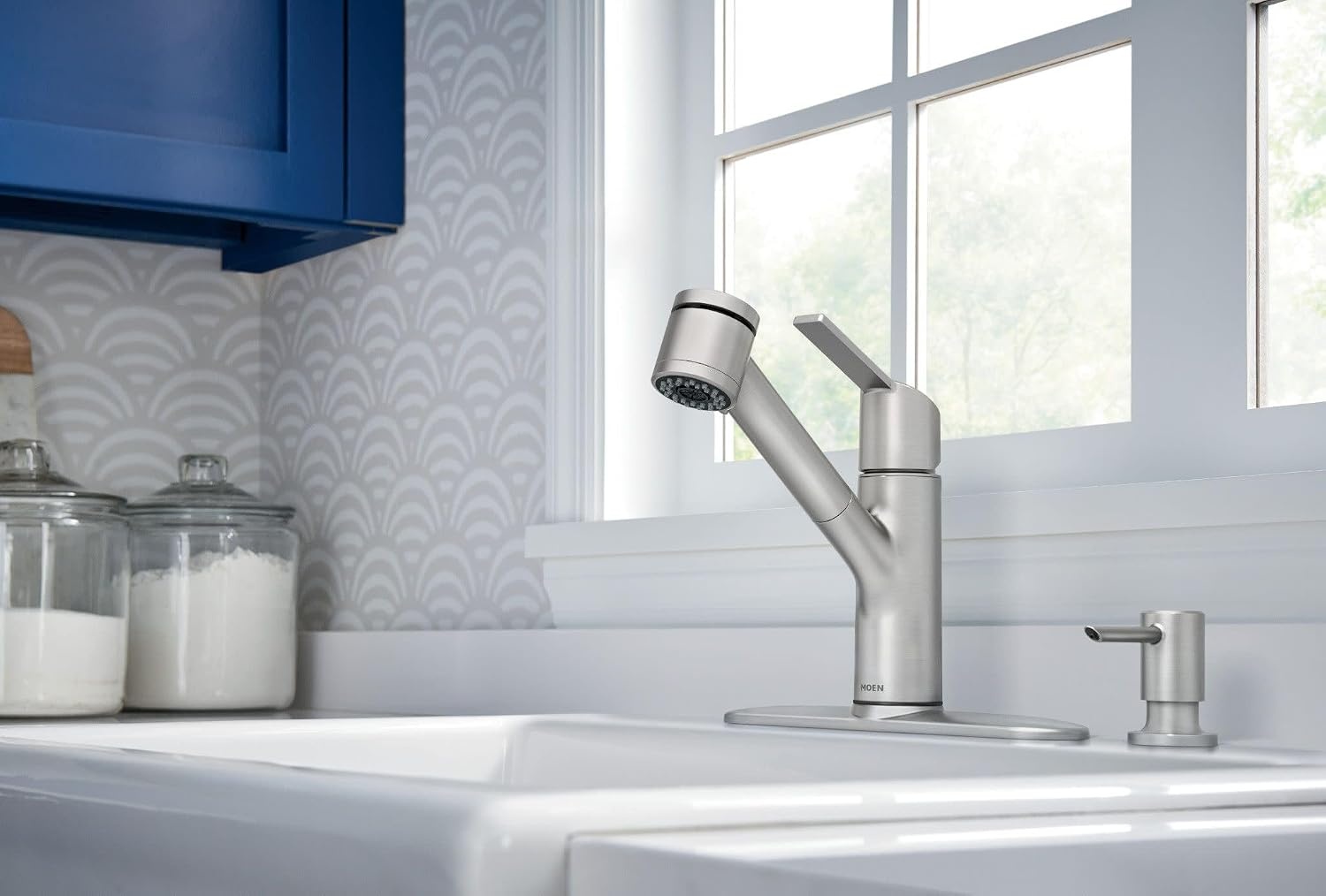image:imageMoen Sombra Spot Resist Stainless SingleHandle PullOut Sprayer Kitchen Faucet with Soap Dispenser and Power Clean 87701SRS