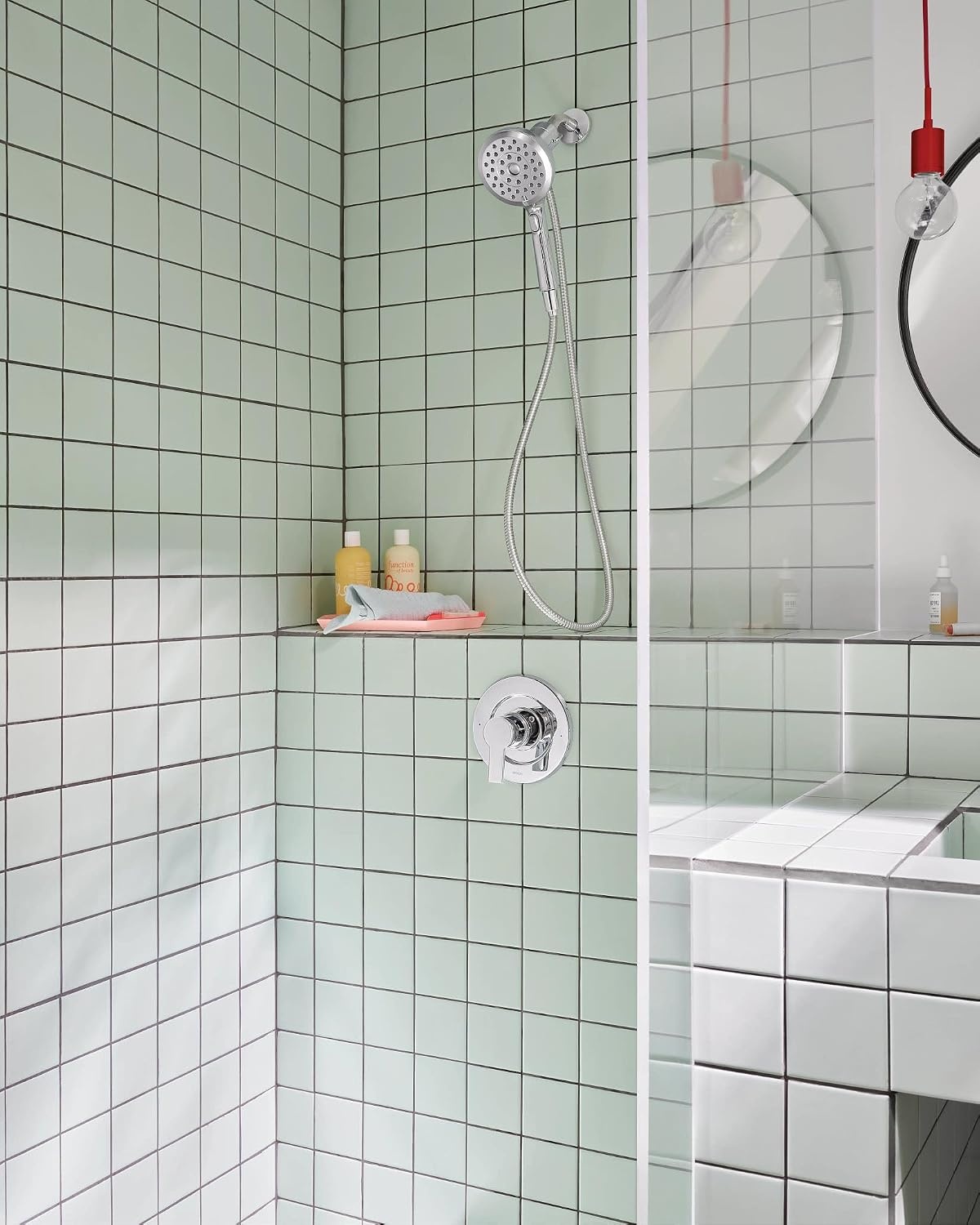 image:imageMoen Verso Handshower Detachable Round Shower Head with Magnetix Docking System 60 Hose Matte Black 220H2BLChrome