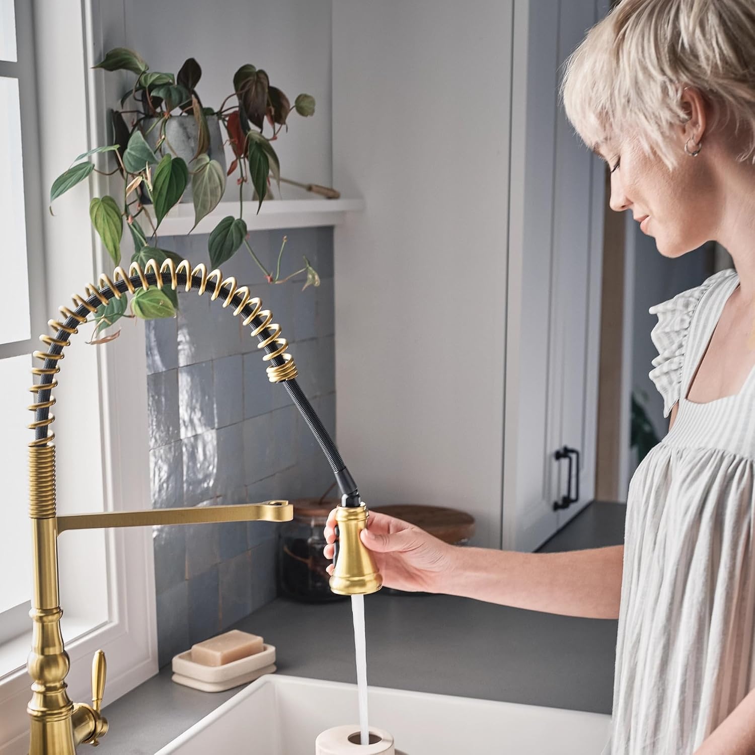 image:imageMoen Weymouth OilRubbed Bronze 3in1 Water Filtration OneHandle Pulldown Kitchen Faucet FS73004ORB with Moen F9800 Advanced Carbon Water Filtration SystemBrushed Gold