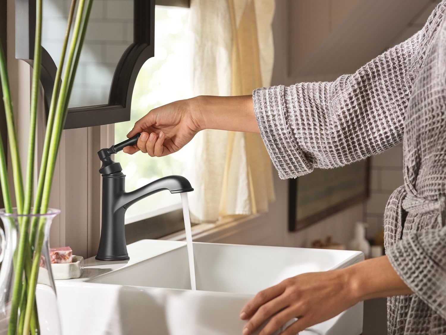 image:imageMoen Dartmoor Chrome Single Handle Bathroom Sink Faucet with Optional Deckplate 6803Matte Black