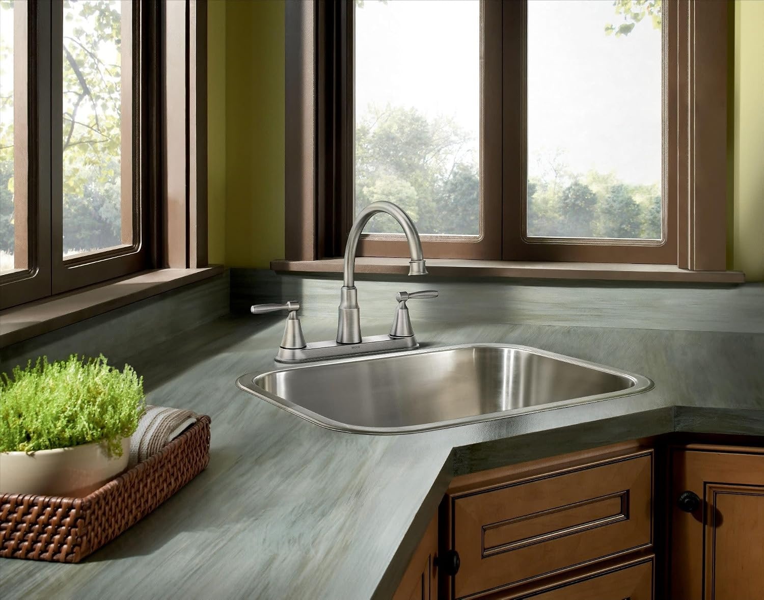 image:imageMoen Hutchinson Spot Resist Stainless 2Handle Kitchen Sink Faucet 87239SRS
