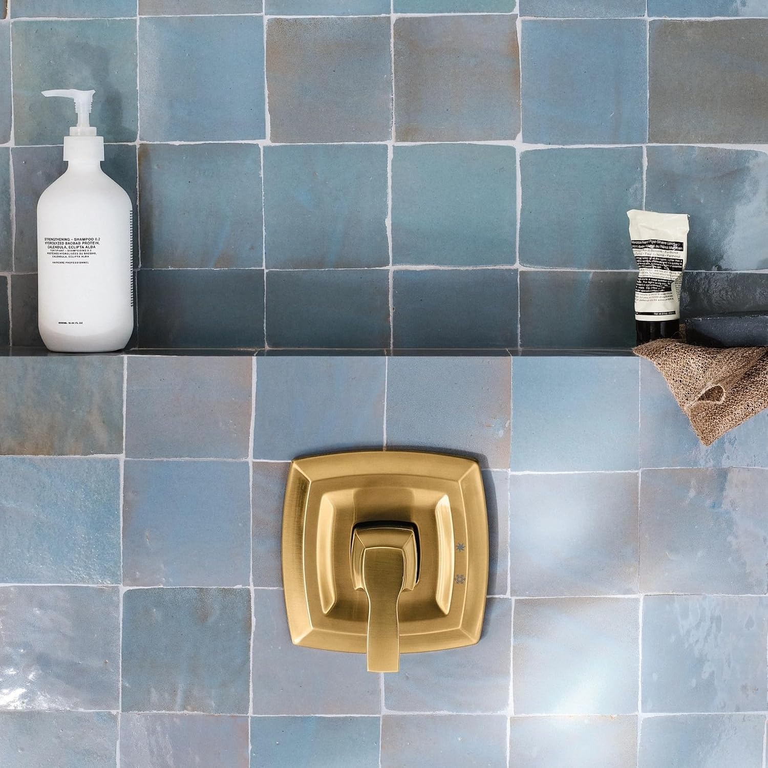 image:imageMoen Voss Brushed Gold PosiTemp Pressure Balancing EcoPerformance Shower Trim Kit Valve Required T2692EPBG