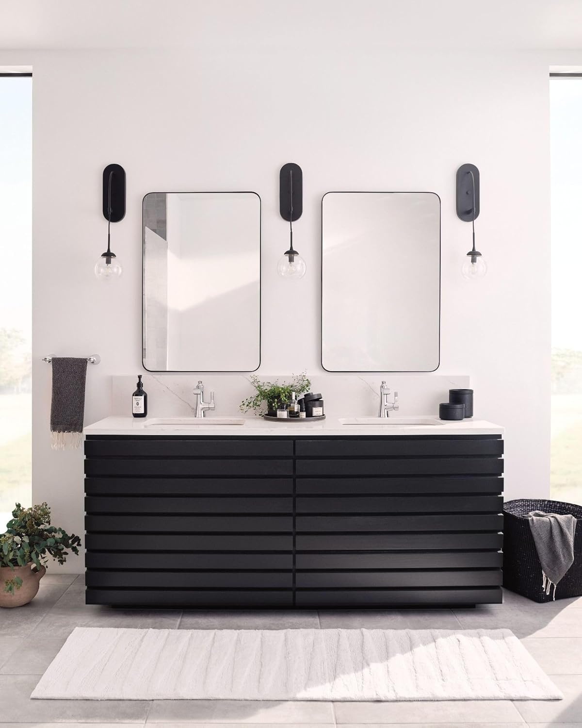 image:imageMoen YB0386CH Flara 9Inch Single Hand Towel Bar ChromeChrome